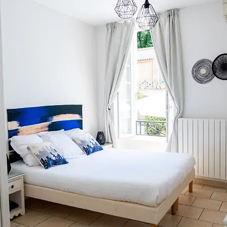 Logis Et Restaurant La Bastide Cabezac Hotell Bize-Minervois