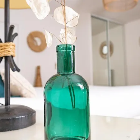 Logis Et Restaurant La Bastide Cabezac Bize-Minervois