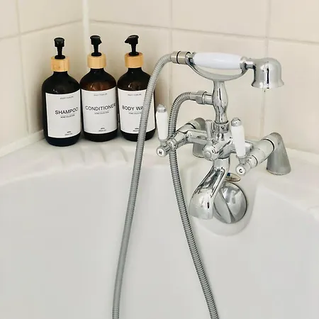 Logis Et Restaurant La Bastide Cabezac Hotel 3*