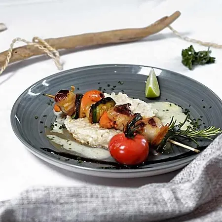 Logis Et Restaurant La Bastide Cabezac Отель