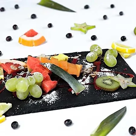Отель Logis Et Restaurant La Bastide Cabezac