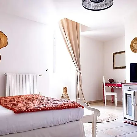 Отель Logis Et Restaurant La Bastide Cabezac