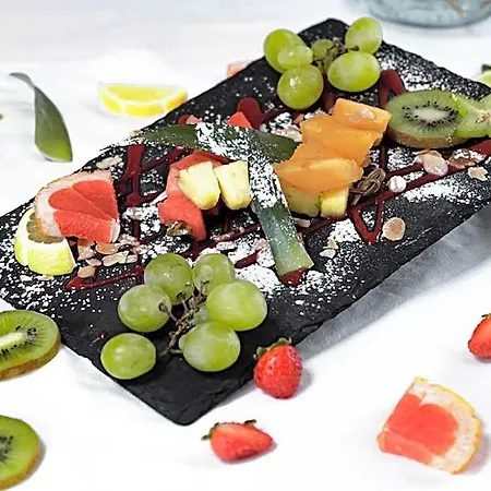 Logis Et Restaurant La Bastide Cabezac 3*
