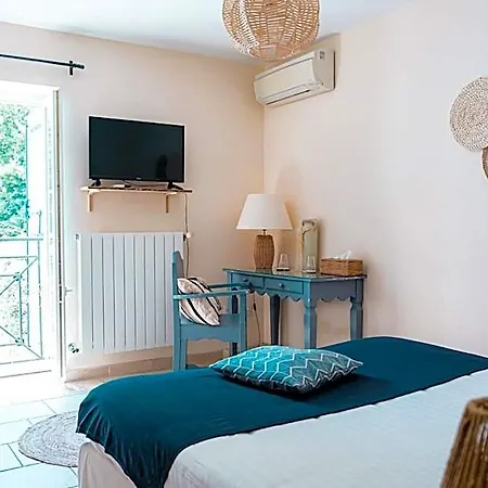 Logis Et Restaurant La Bastide Cabezac Отель Биз-Минервуа