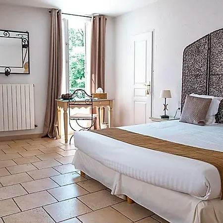 Logis Et Restaurant La Bastide Cabezac Отель 3*