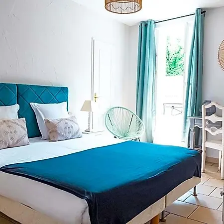 Отель Logis Et Restaurant La Bastide Cabezac Биз-Минервуа