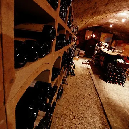 Logis Et Restaurant La Bastide Cabezac Отель 3*